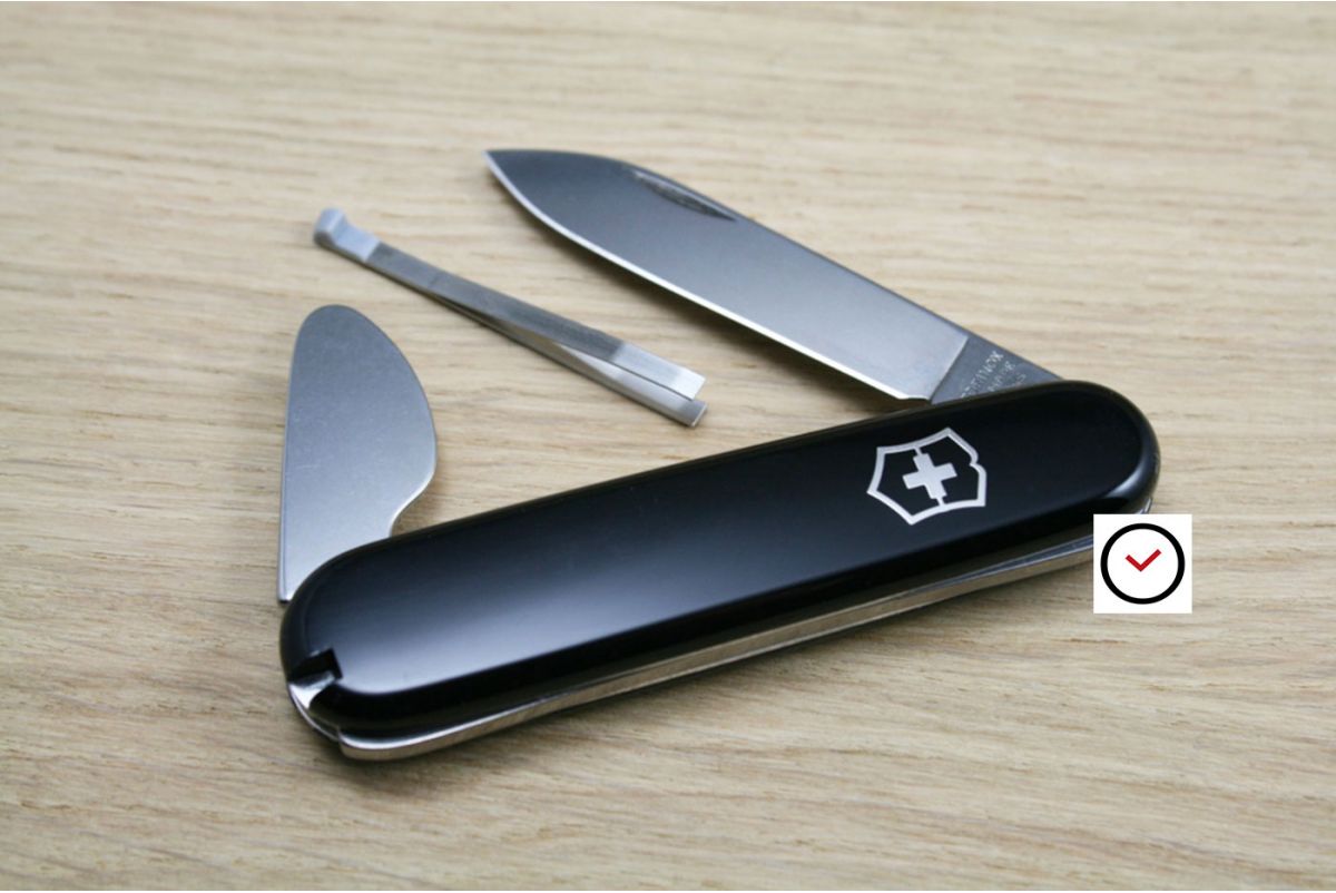 2 blades Victorinox professional watchmaker case knife