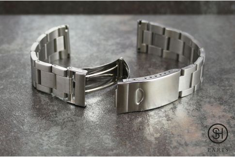 Classic Oyster solid stainless steel watch band (20 mm), security clasp